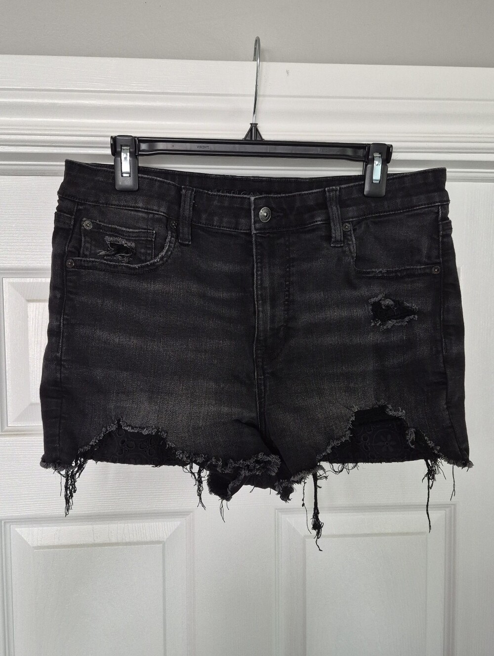 American Eagle Outfitters Black Distressed Denim Cutoff Shorts Womans 14